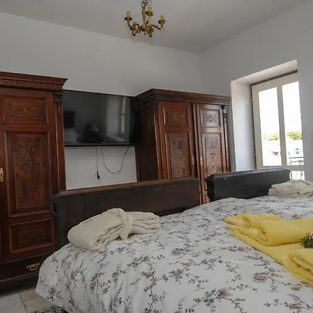 Papa's Court Villa Pasman